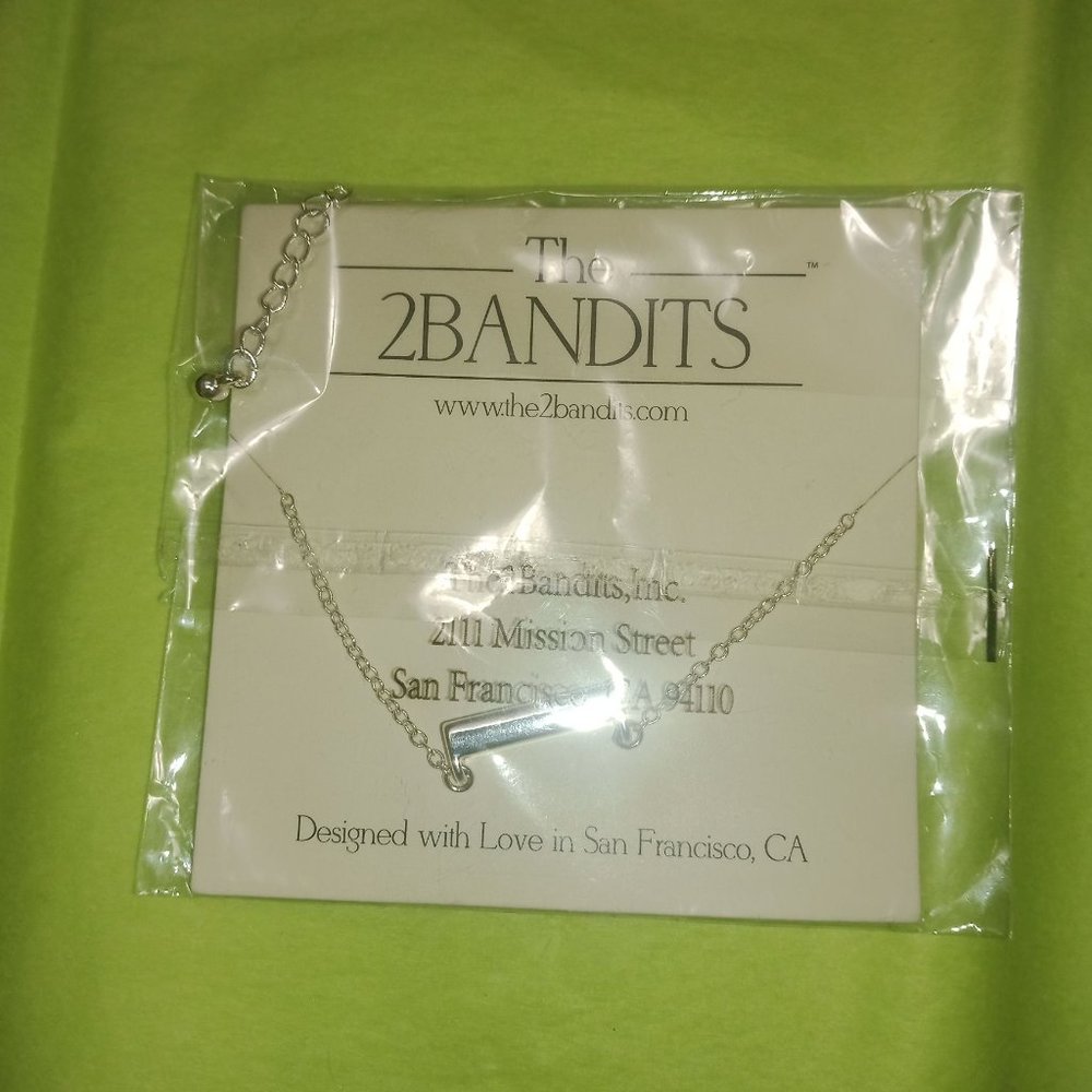 The 2Bandits Necklace
